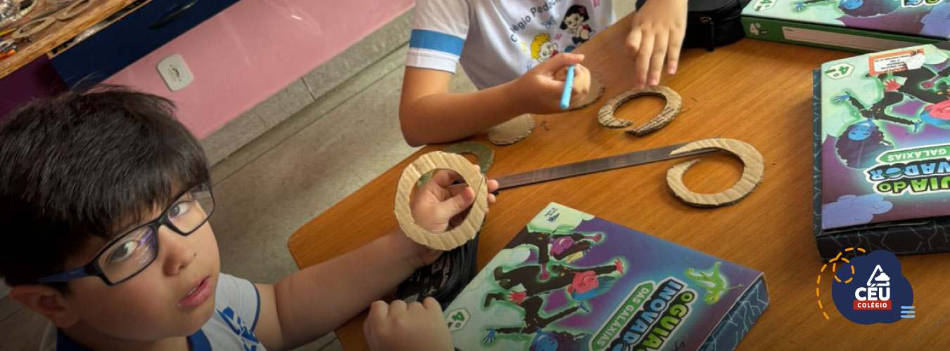 🔎 Aula Maker – 4º Ano constrói sua própria lupa!